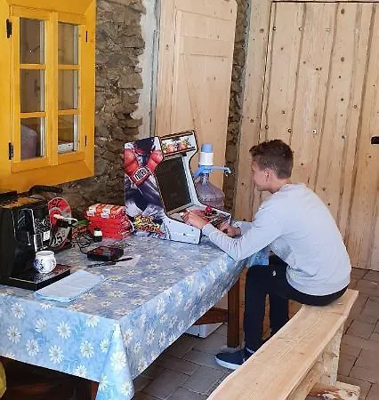 Palcovka - U Stepana A U Dorotky Lejlighed Huty